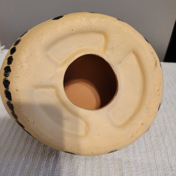 Ceramic Chicken - Picture 2 of 3